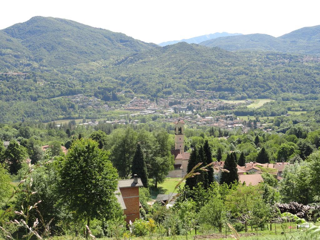 La Casa Del Borgo Acomodação com café da manhã Brissago-Valtravaglia Exterior foto